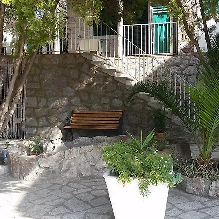 Edera 3* Marciana (Isola d'Elba)